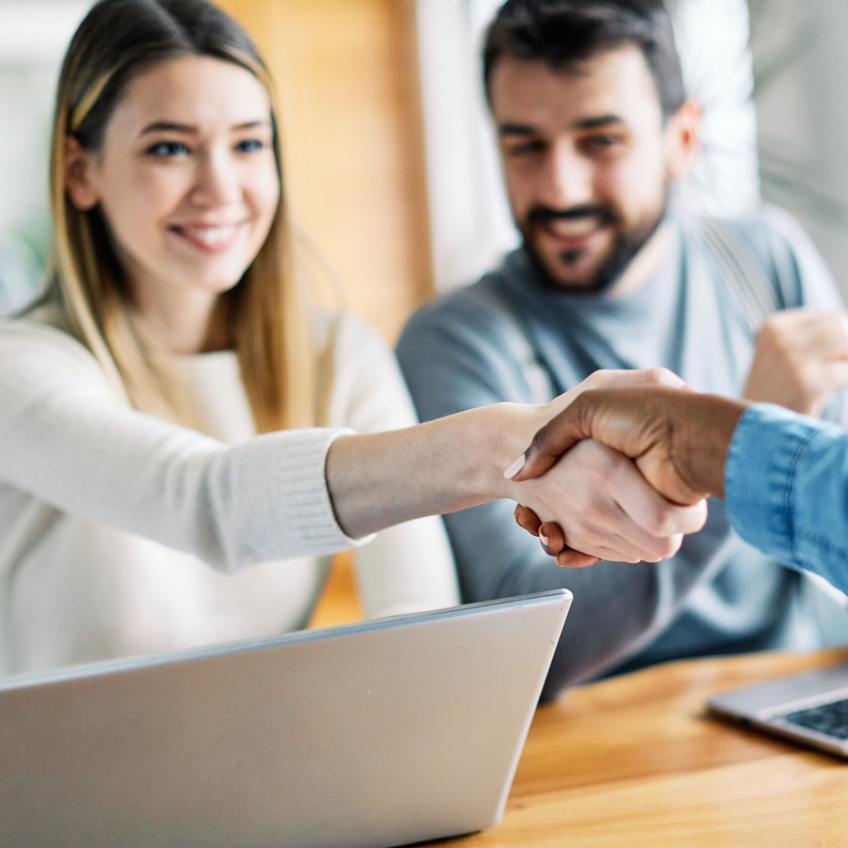 insurance-agent-square insurance-agent-square